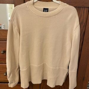 GAP Cream Crewneck Sweater Soft Knit Relaxed Fit